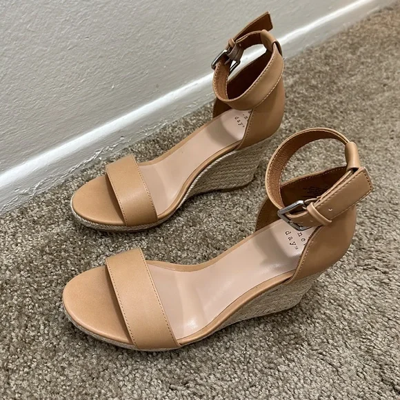 A New Day platforms - Picture 9 of 13